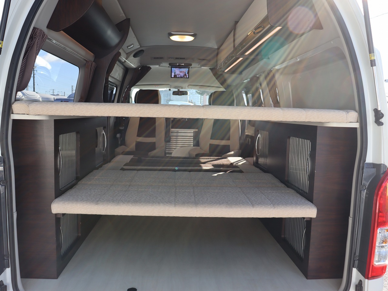 キャンピングカー バンコン ﾊｲｴｰｽ RVﾗﾝﾄﾞ ﾗﾝﾄﾞﾜｺﾞﾝﾌﾞﾘｽ FF