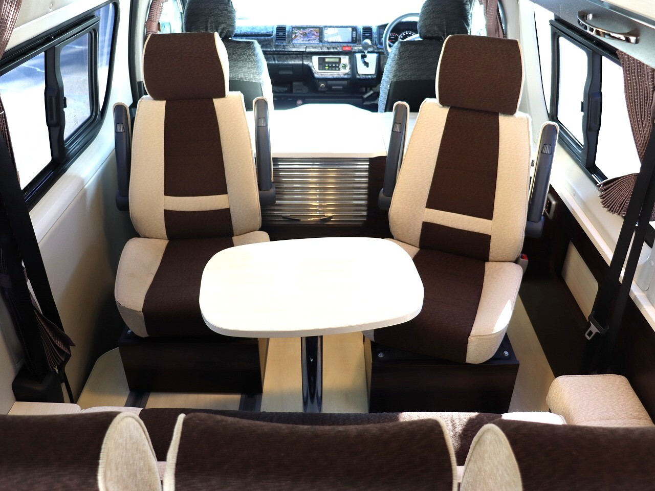 キャンピングカー バンコン ﾊｲｴｰｽ RVﾗﾝﾄﾞ ﾗﾝﾄﾞﾜｺﾞﾝﾌﾞﾘｽ FF