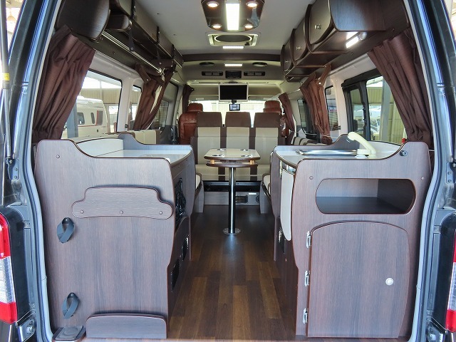 キャンピングカー バンコン NV350ｷｬﾗﾊﾞﾝﾋﾟｰｽﾞｸﾗﾌﾄ ｸﾞﾚｲｼｬｰ