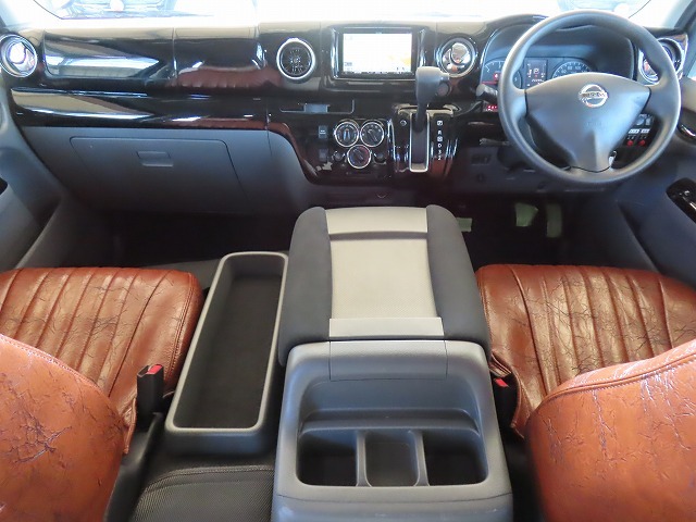 キャンピングカー バンコン NV350ｷｬﾗﾊﾞﾝﾋﾟｰｽﾞｸﾗﾌﾄ ｸﾞﾚｲｼｬｰ