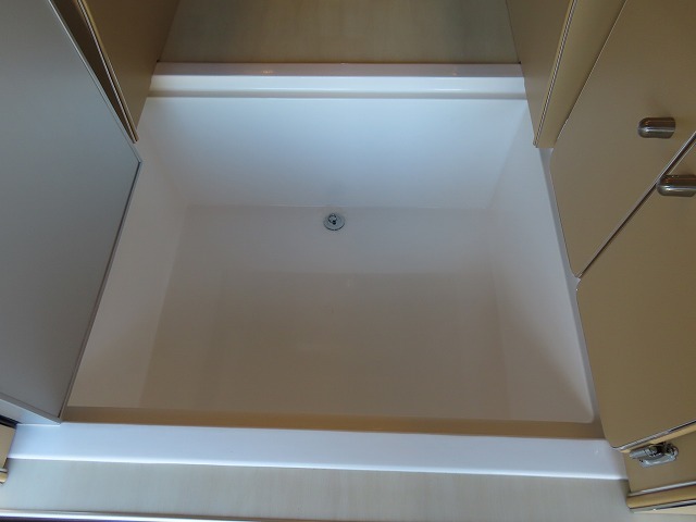 キャンピングカー バンコン ﾊｲｴｰｽ かｰいんてりあ高橋 ﾘﾗｯｸｽﾜｺﾞﾝ 4WD