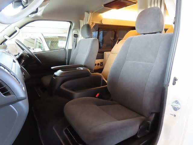 キャンピングカー バンコン ﾊｲｴｰｽ かｰいんてりあ高橋 ﾘﾗｯｸｽﾜｺﾞﾝ 4WD