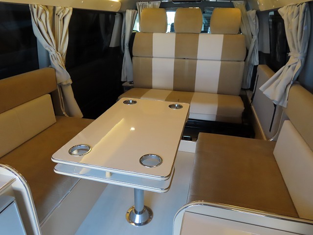 キャンピングカー バンコン ﾊｲｴｰｽ かｰいんてりあ高橋 ﾘﾗｯｸｽﾜｺﾞﾝ 4WD