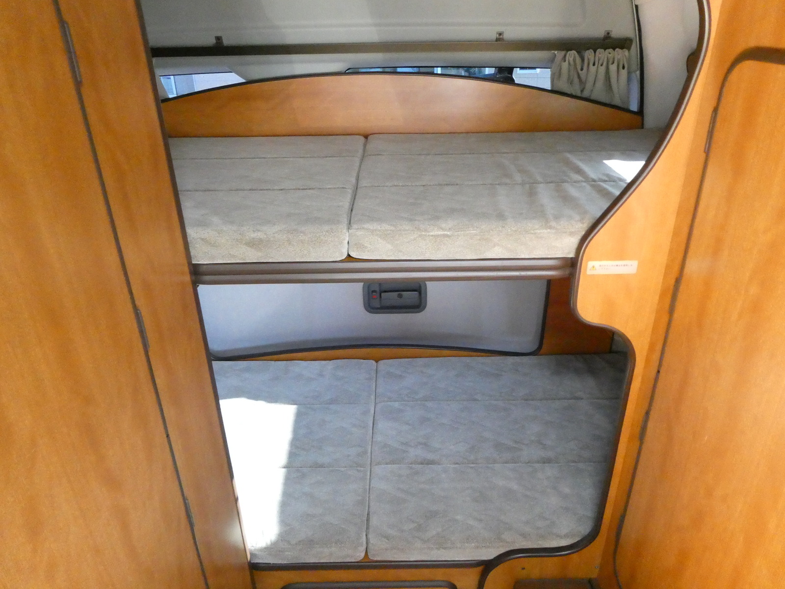 キャンピングカー バンコン RVﾋﾞｯｸﾌｯﾄ　ｲﾚｰﾈ　ﾏｯｸｽﾌｧﾝ　ｵｰﾆﾝｸﾞ