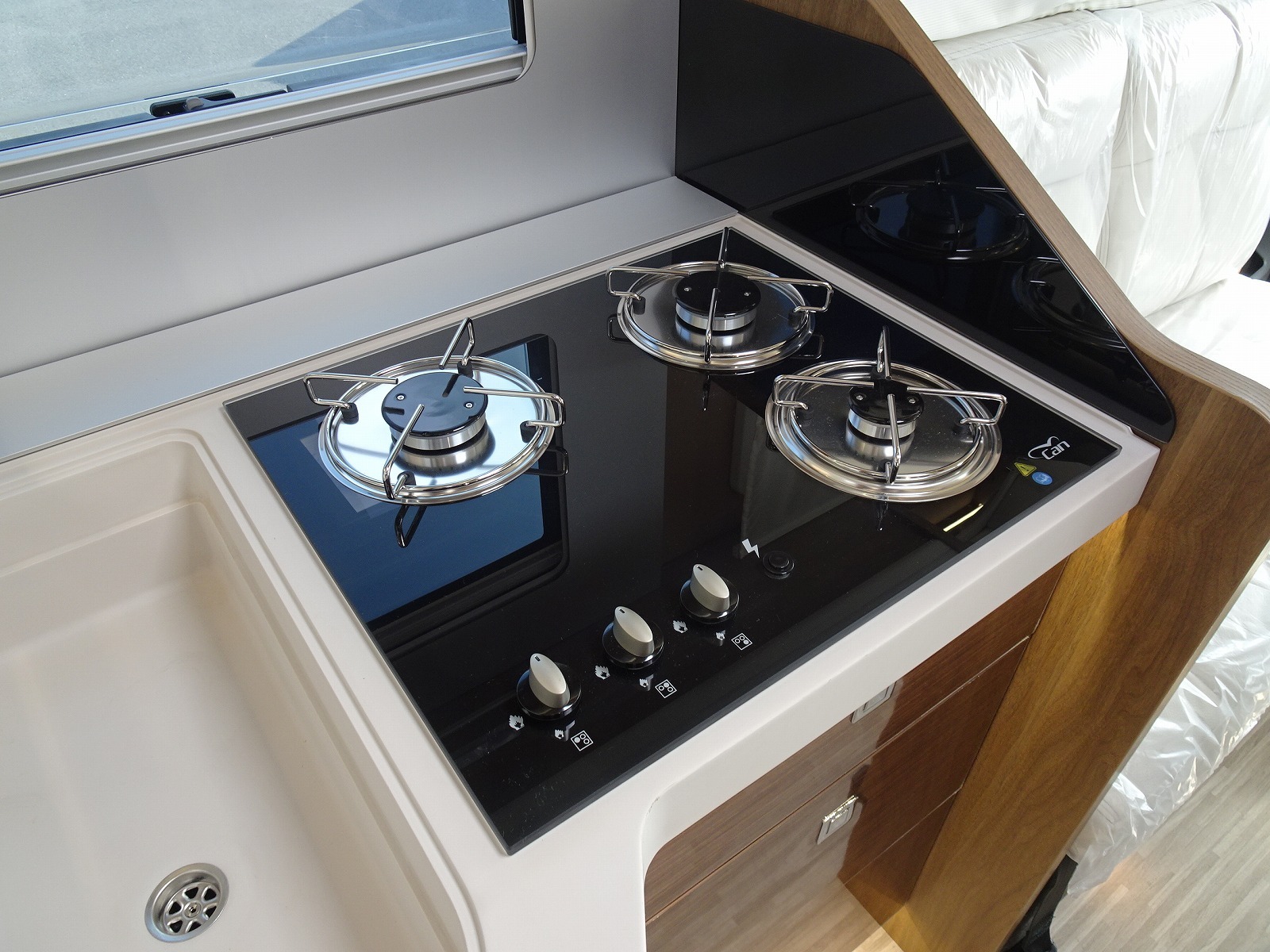 キャンピングカー バスコン ﾃﾞｭｶ ﾓｰﾋﾞﾙｳﾞｪｯﾀ Kﾖｯﾄﾃｸﾉﾗｲﾝ86新車