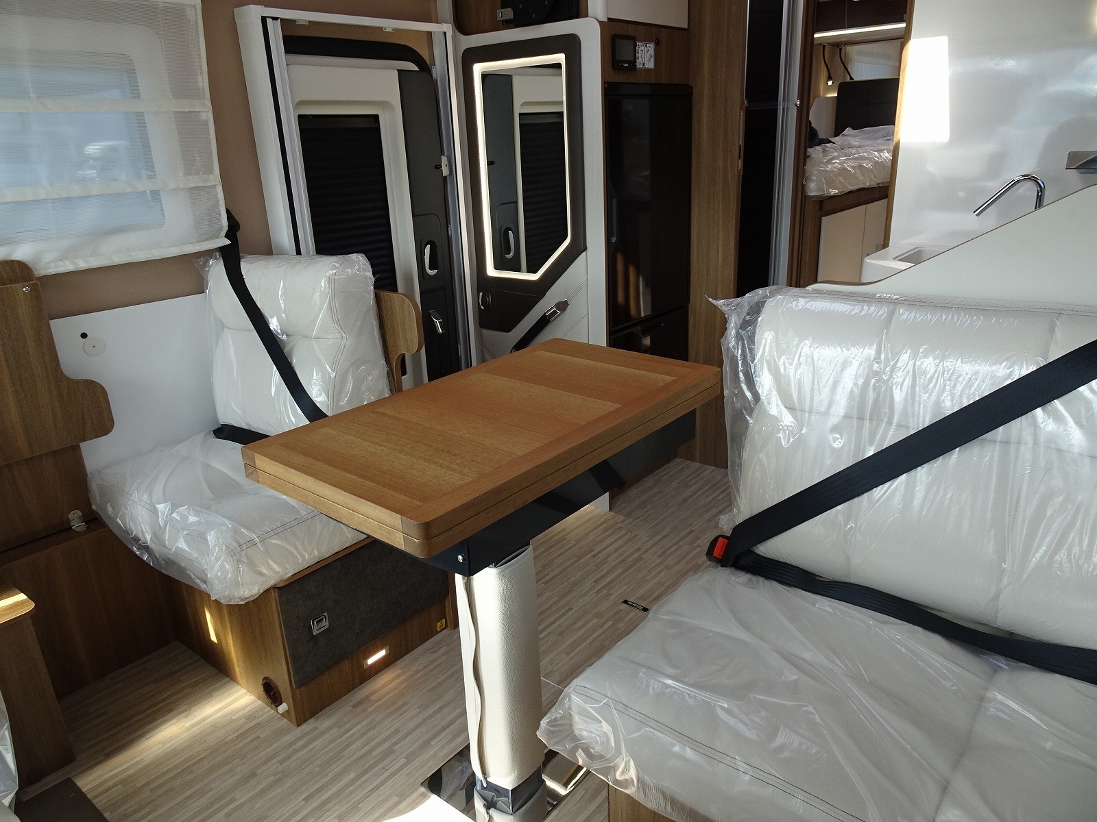 キャンピングカー バスコン ﾃﾞｭｶ ﾓｰﾋﾞﾙｳﾞｪｯﾀ Kﾖｯﾄﾃｸﾉﾗｲﾝ86新車