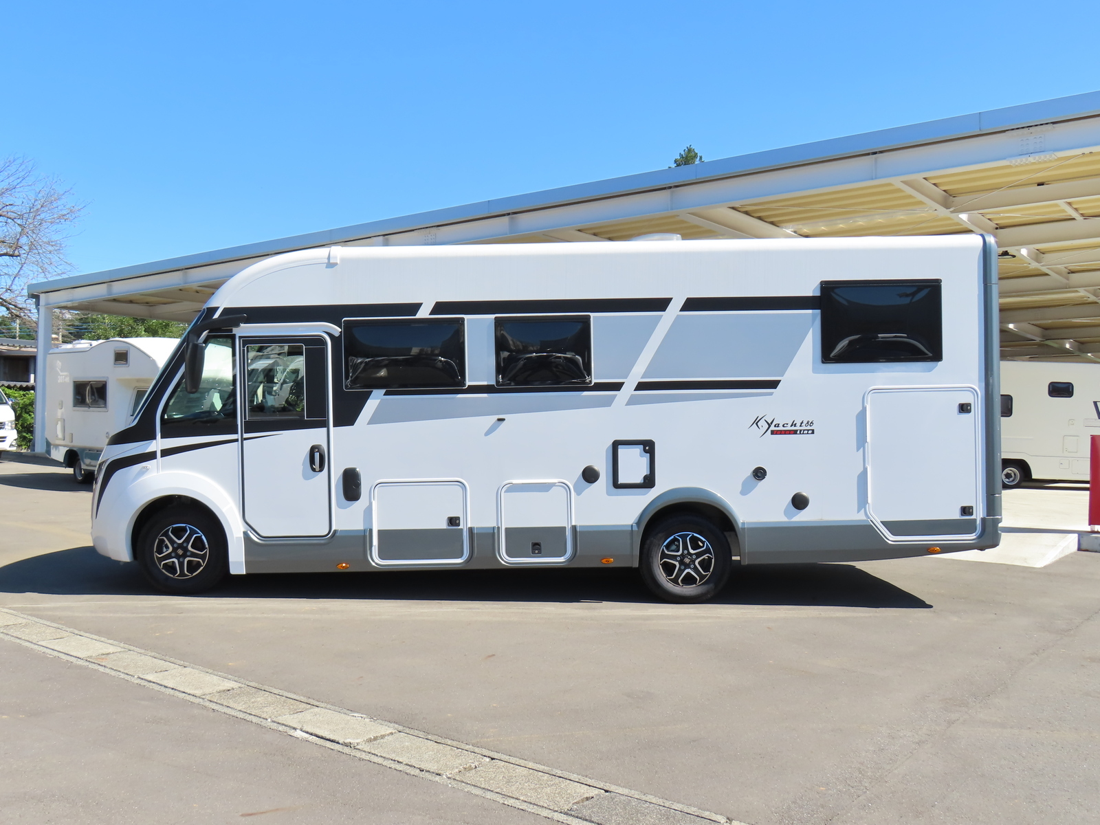 キャンピングカー バスコン ﾃﾞｭｶﾄﾓｰﾋﾞﾙｳﾞｪｯﾀ Kﾖｯﾄﾃｸﾉﾗｲﾝ86新車