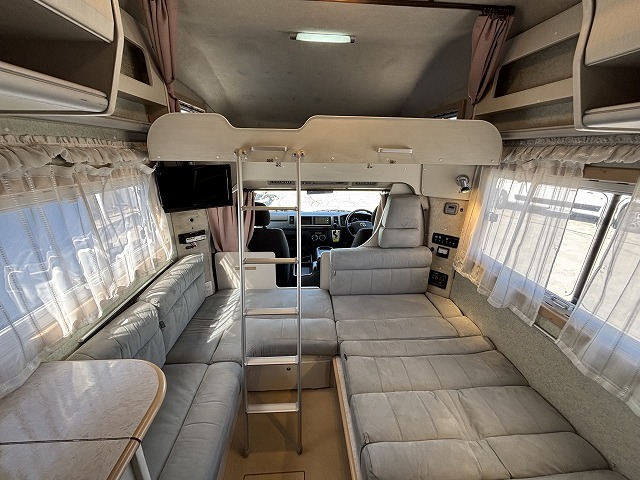 キャンピングカー キャブコン ﾊｲｴｰｽ ﾌｧﾝﾙｰﾁｪ ﾊﾟﾀｺﾞﾆｱ 4WD