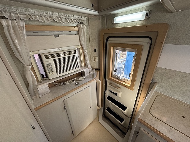 キャンピングカー キャブコン ﾊｲｴｰｽ ﾌｧﾝﾙｰﾁｪ ﾊﾟﾀｺﾞﾆｱ 4WD