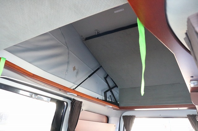 キャンピングカー バンコン ﾀｳﾝｴｰｽ ｷｬﾝﾋﾟﾝｸﾞｶｰ広島 ﾋﾟｺ 4WD