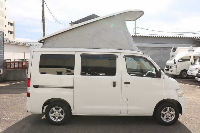 キャンピングカー バンコン ﾀｳﾝｴｰｽ ｷｬﾝﾋﾟﾝｸﾞｶｰ広島 ﾋﾟｺ 4WD