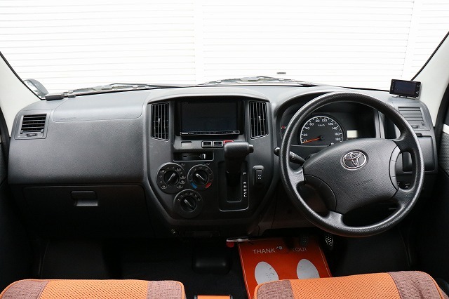 キャンピングカー バンコン ﾀｳﾝｴｰｽ ｷｬﾝﾋﾟﾝｸﾞｶｰ広島 ﾋﾟｺ 4WD