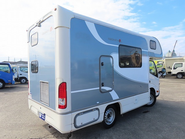 キャンピングカー キャブコン ｶﾑﾛｰﾄﾞ 東和 ｳﾞｫｰﾝﾉｲﾝR2B　家庭用ｴｱｺﾝ