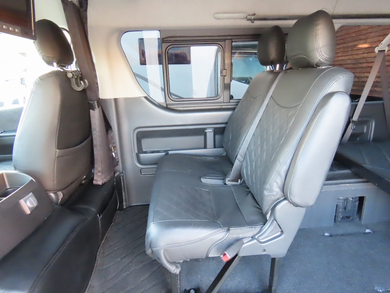 キャンピングカー バンコン ﾊｲｴｰｽ ﾍﾞｯﾄﾞｷｯﾄ