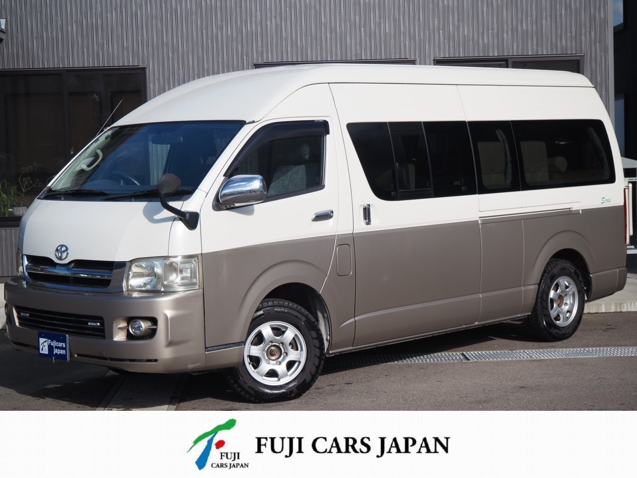 キャンピングカー バンコン ハイエース レクビィ サライ 4WD FFヒーター 