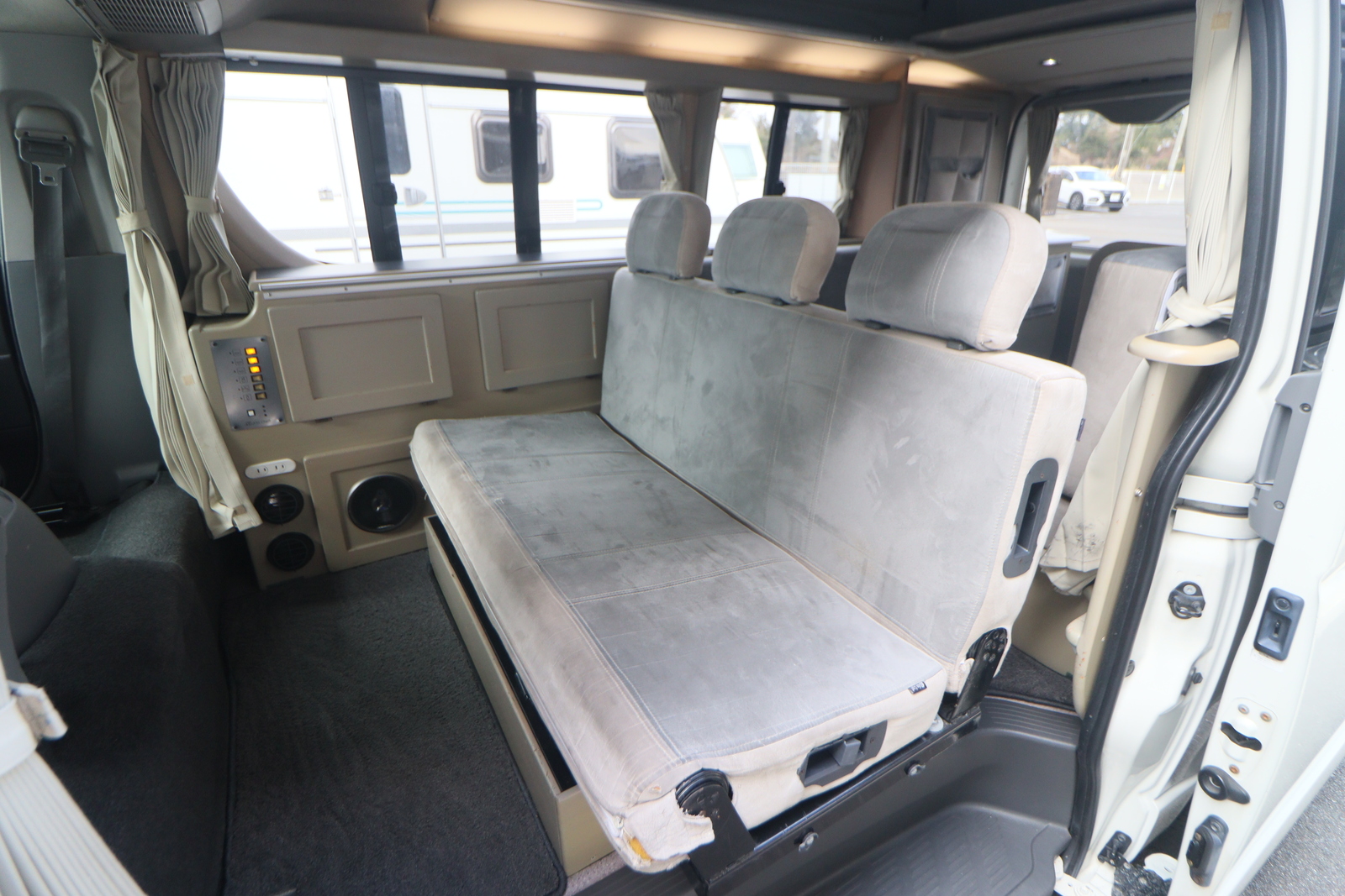 キャンピングカー バンコン ﾊｲｴｰｽ ｱﾑｸﾗﾌﾄ ｱｲｱﾑ