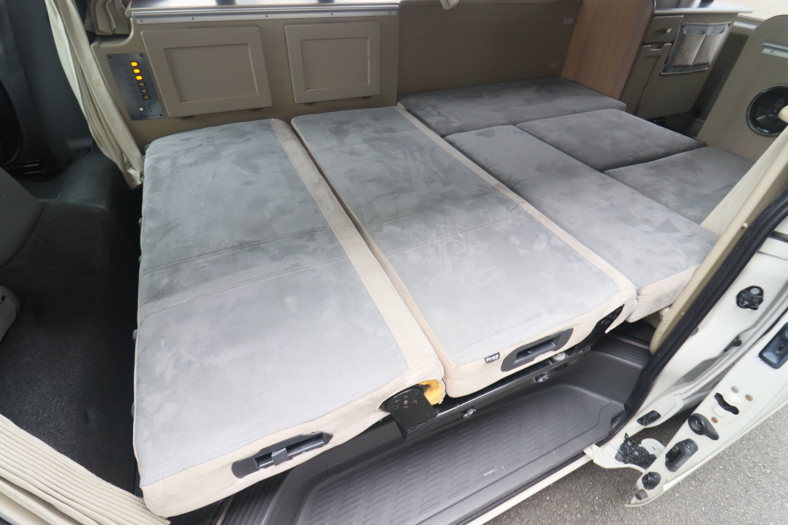 キャンピングカー バンコン ﾊｲｴｰｽ ｱﾑｸﾗﾌﾄ ｱｲｱﾑ