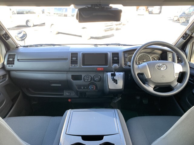 キャンピングカー バンコン ﾎﾜｲﾄﾊｳｽ ｺﾝﾊﾟｽﾋﾞｯﾂ ｴｱｺﾝ FF ｿｰﾗｰ