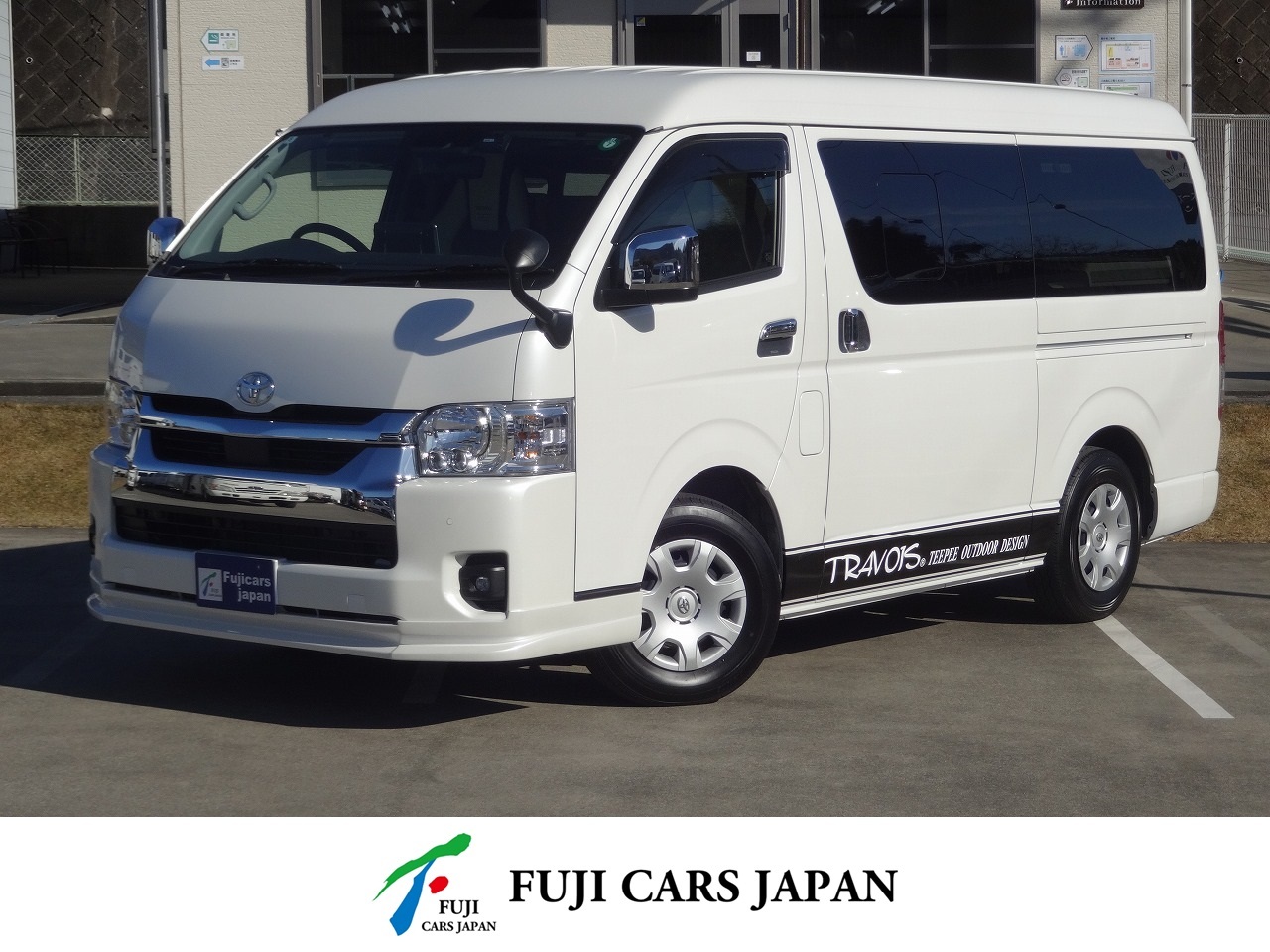 キャンピングカー バンコン ハイエース ティピー トラボイT200WS
