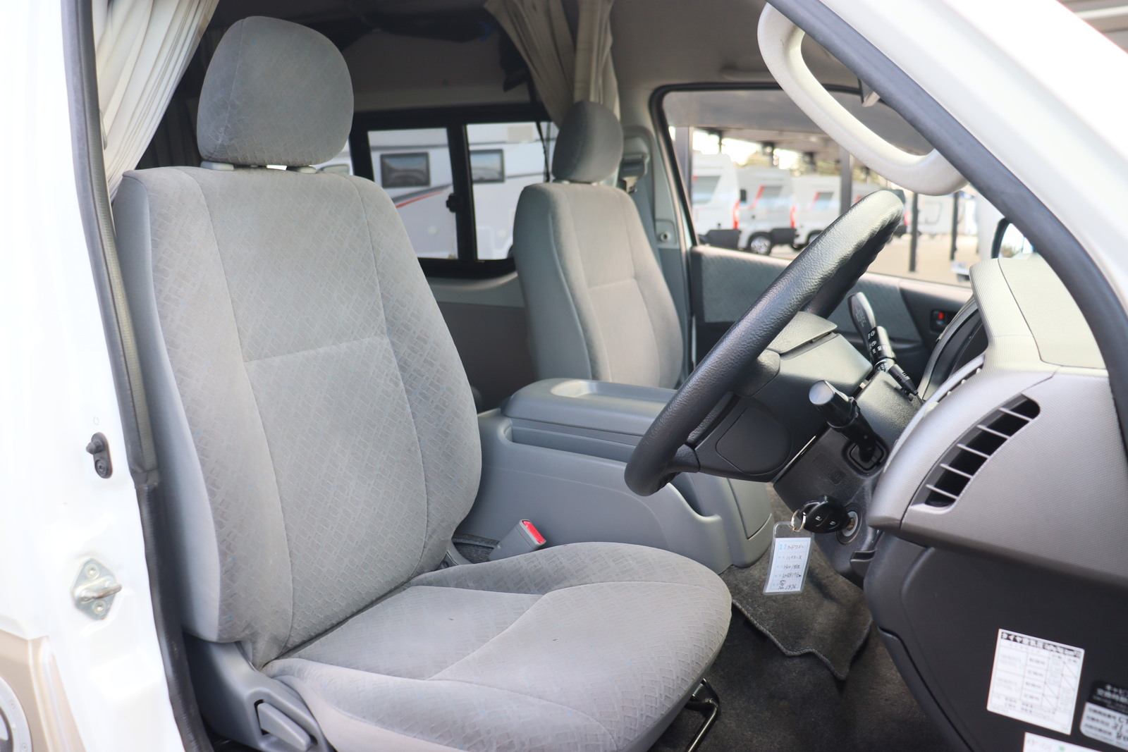 キャンピングカー バンコン ﾊｲｴｰｽ RVﾗﾝﾄﾞ ﾗﾝﾄﾞﾜｺﾞﾝ