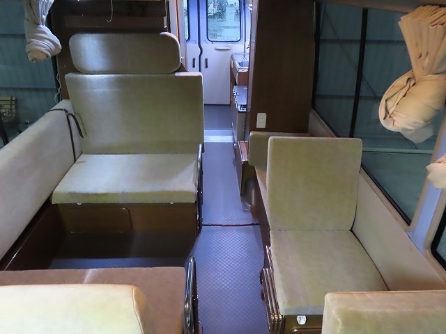 キャンピングカー バスコン ﾛｰｻﾞ ﾃｯﾂRV ｵﾘｼﾞﾅﾙ仕様 ﾛﾝｸﾞ 観音扉