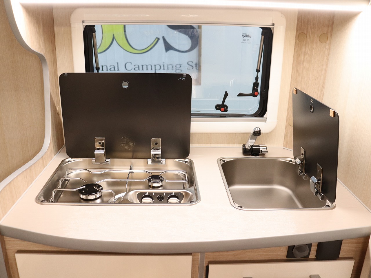 キャンピングカー トレーラー ｱｸﾛｽｶｰ　ｻﾌｧﾘ430DL　牽引免許不要