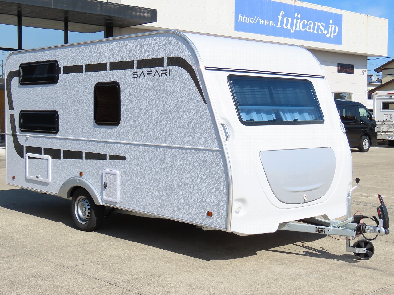 キャンピングカー トレーラー ｱｸﾛｽｶｰ　ｻﾌｧﾘ430DL　牽引免許不要 新車即納