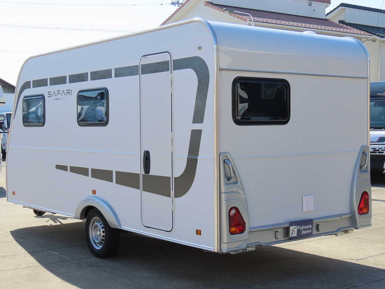 キャンピングカー トレーラー ｱｸﾛｽｶｰ　ｻﾌｧﾘ430DL　牽引免許不要 新車即納
