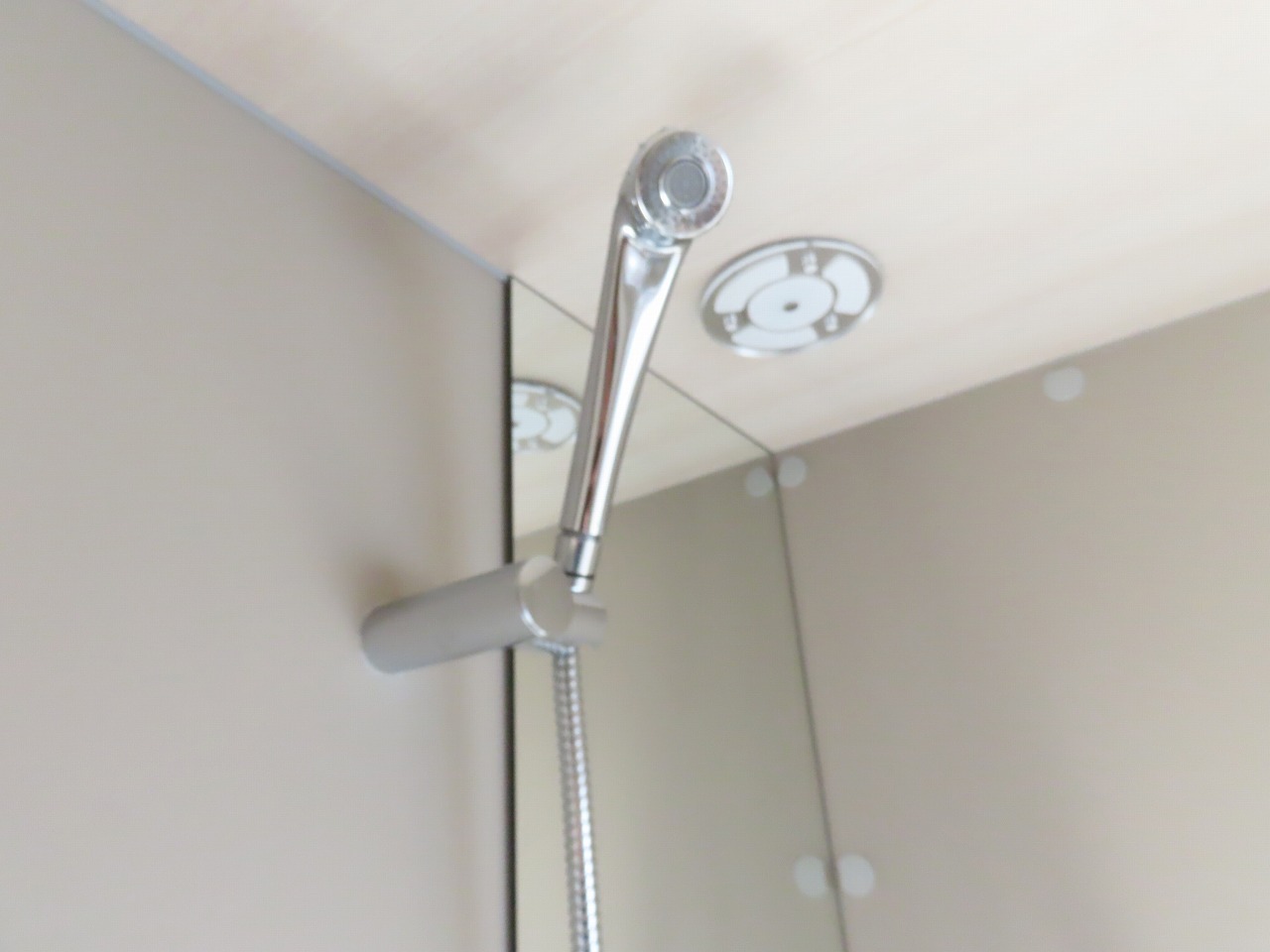 キャンピングカー トレーラー ｱｸﾛｽｶｰ　ｻﾌｧﾘ430DD　新車即納