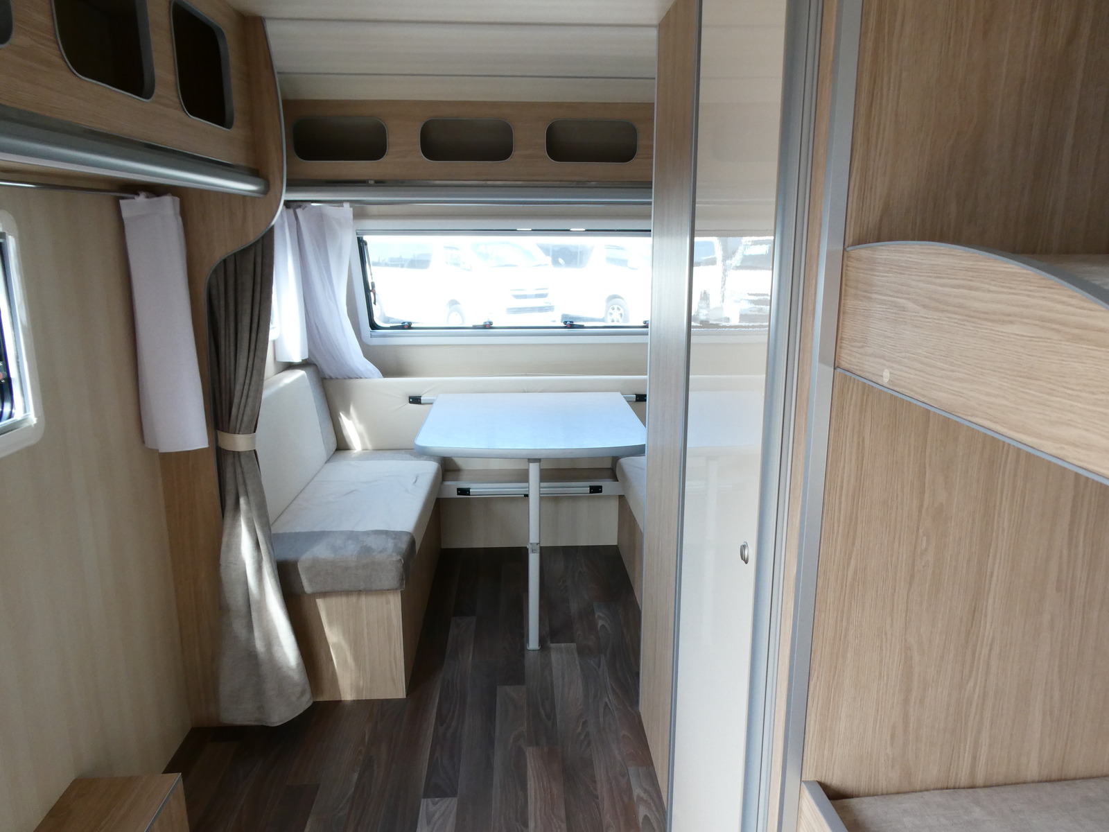 キャンピングカー トレーラー ｻﾌｧﾘ　430DL　けん引免許不要【OP注意】新車即納