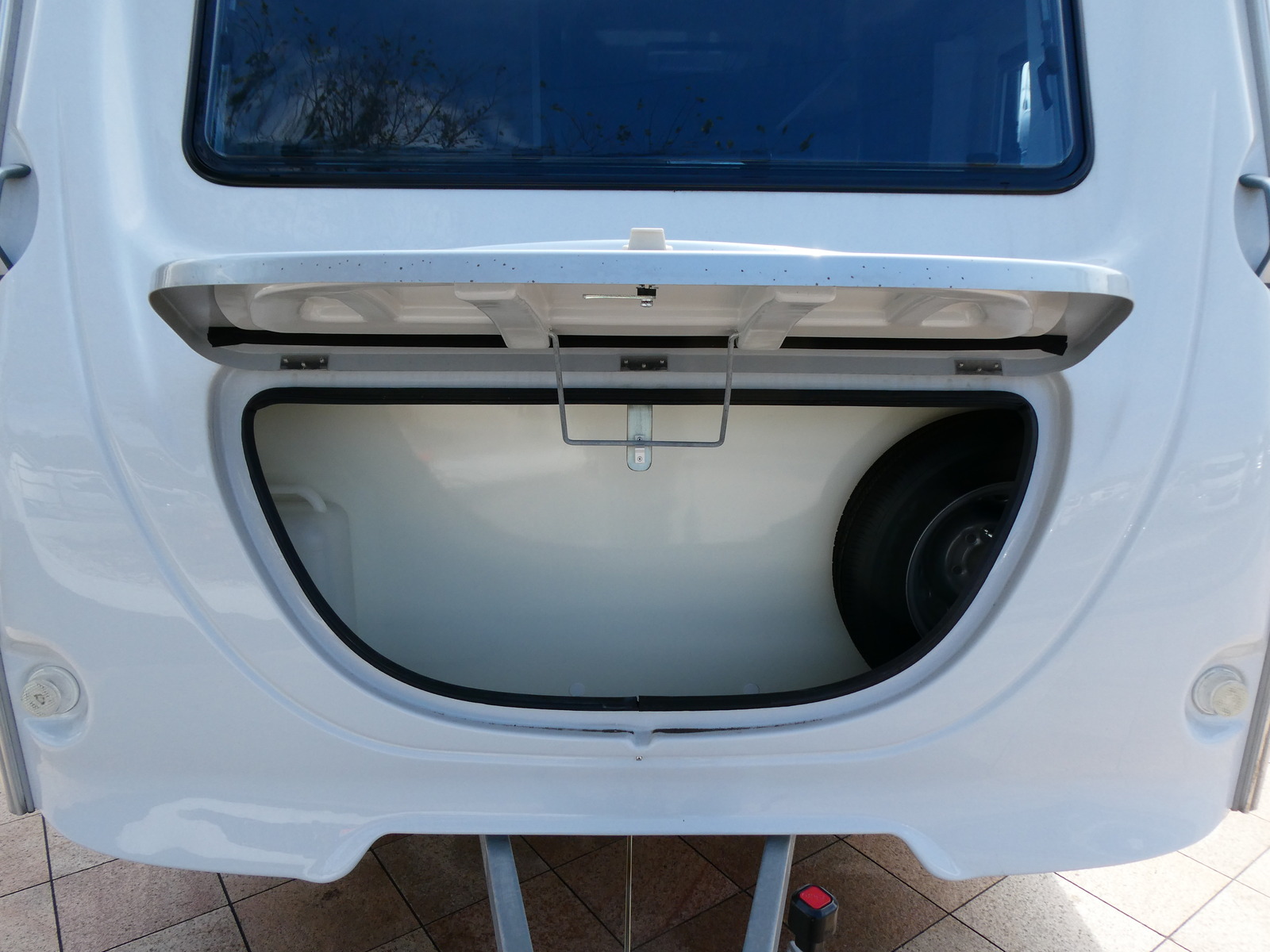 キャンピングカー トレーラー ｻﾌｧﾘ　430DL　けん引免許不要【OP注意】新車即納