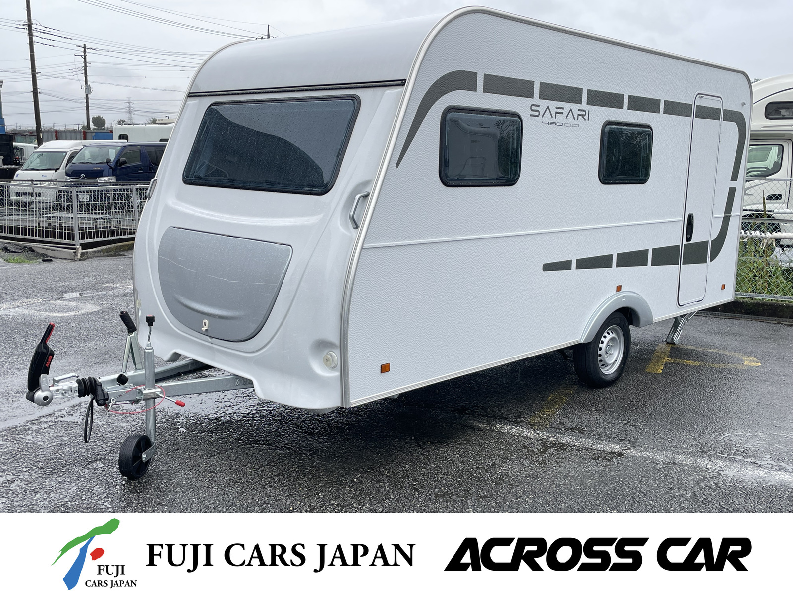 キャンピングカー トレーラー アクロスカー サファリ430DD　けん引免許不要　新車即納