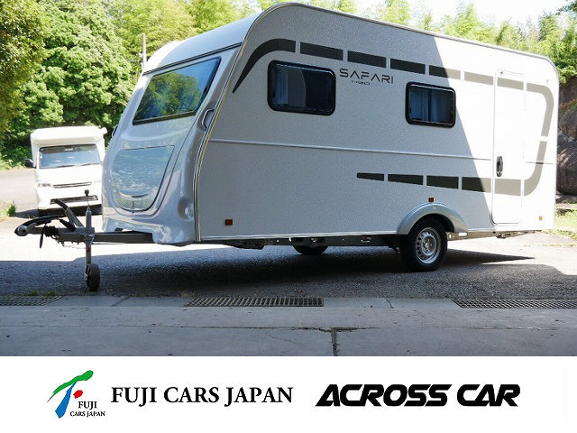 キャンピングカー トレーラー アクロスカー サファリ430DL けん引免許不要 新車 