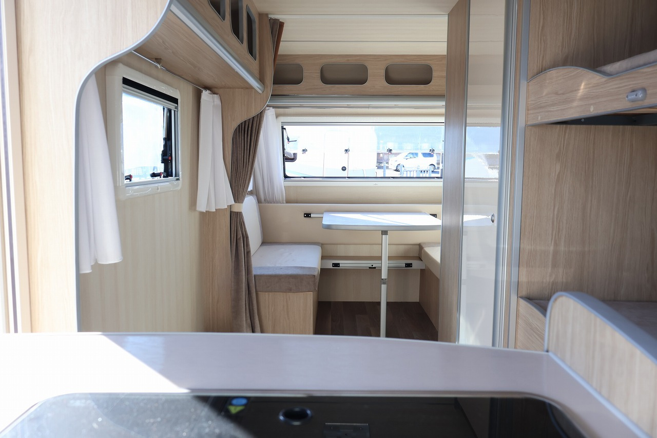キャンピングカー トレーラー ｱｸﾛｽｶｰ ｻﾌｧﾘ430DL けん引免許不要 新車即納車