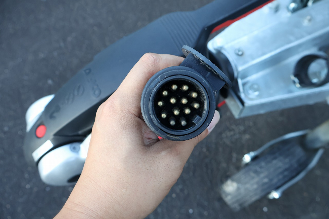 キャンピングカー トレーラー ｱｸﾛｽｶｰｻﾌｧﾘ 430DD　けん引免許不要　新車即納車