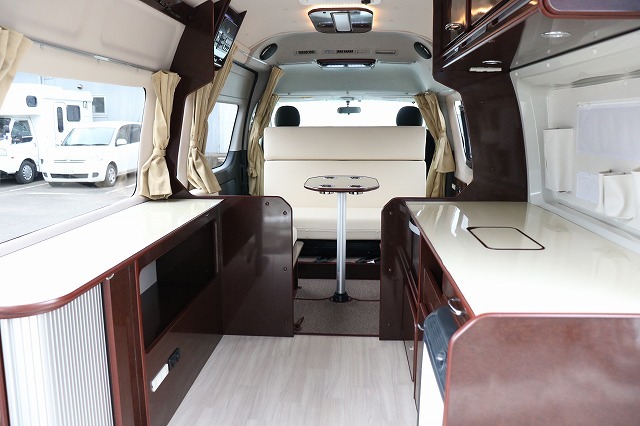 キャンピングカー バンコン ﾊｲｴｰｽ FOCS ﾃﾞｨﾊﾟｰﾁｬｰ 4WD