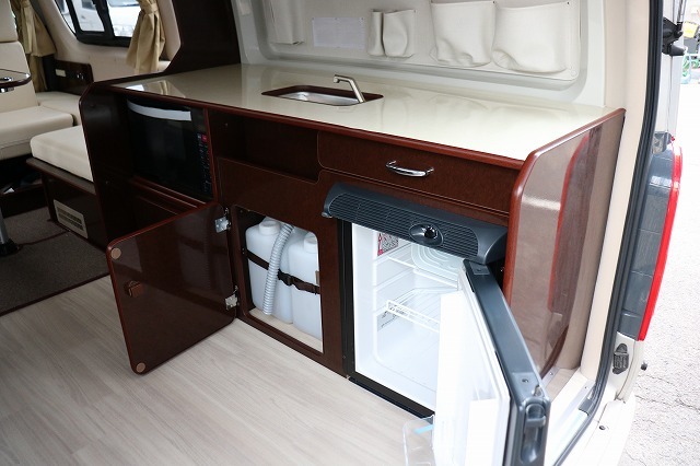 キャンピングカー バンコン ﾊｲｴｰｽ FOCS ﾃﾞｨﾊﾟｰﾁｬｰ 4WD