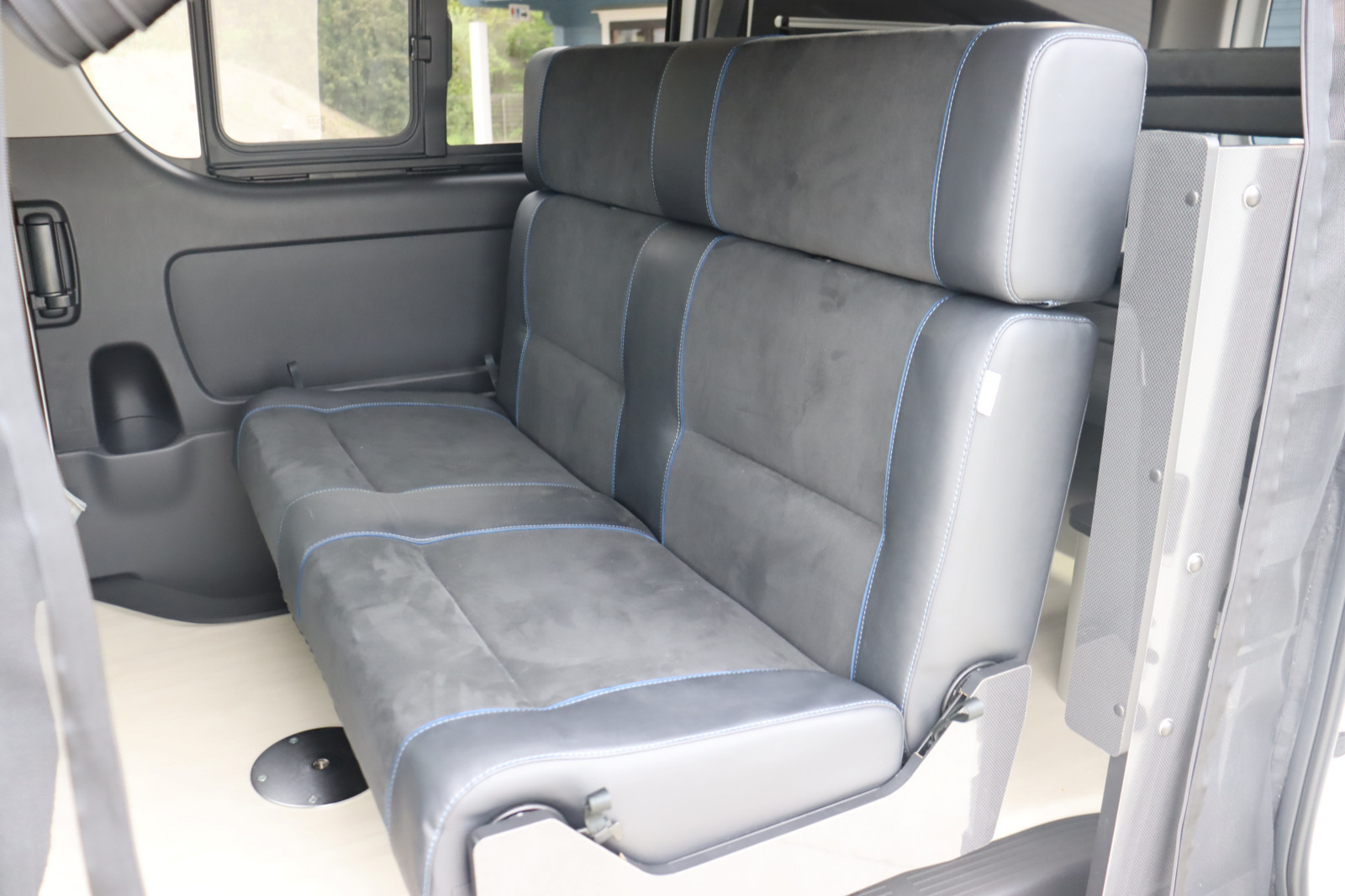 キャンピングカー バンコン ﾊｲｴｰｽ ﾚｸﾋﾞｨ ﾎﾋﾞｸﾙ