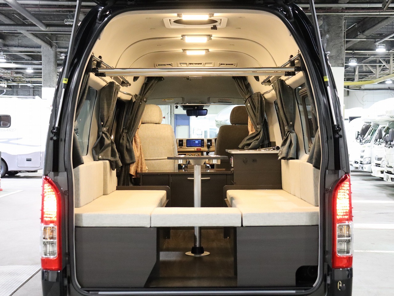 キャンピングカー バンコン ﾊｲｴｰｽ ﾓﾋﾞｰﾃﾞｨｯｸNH02 4WD　FFﾋｰﾀｰ