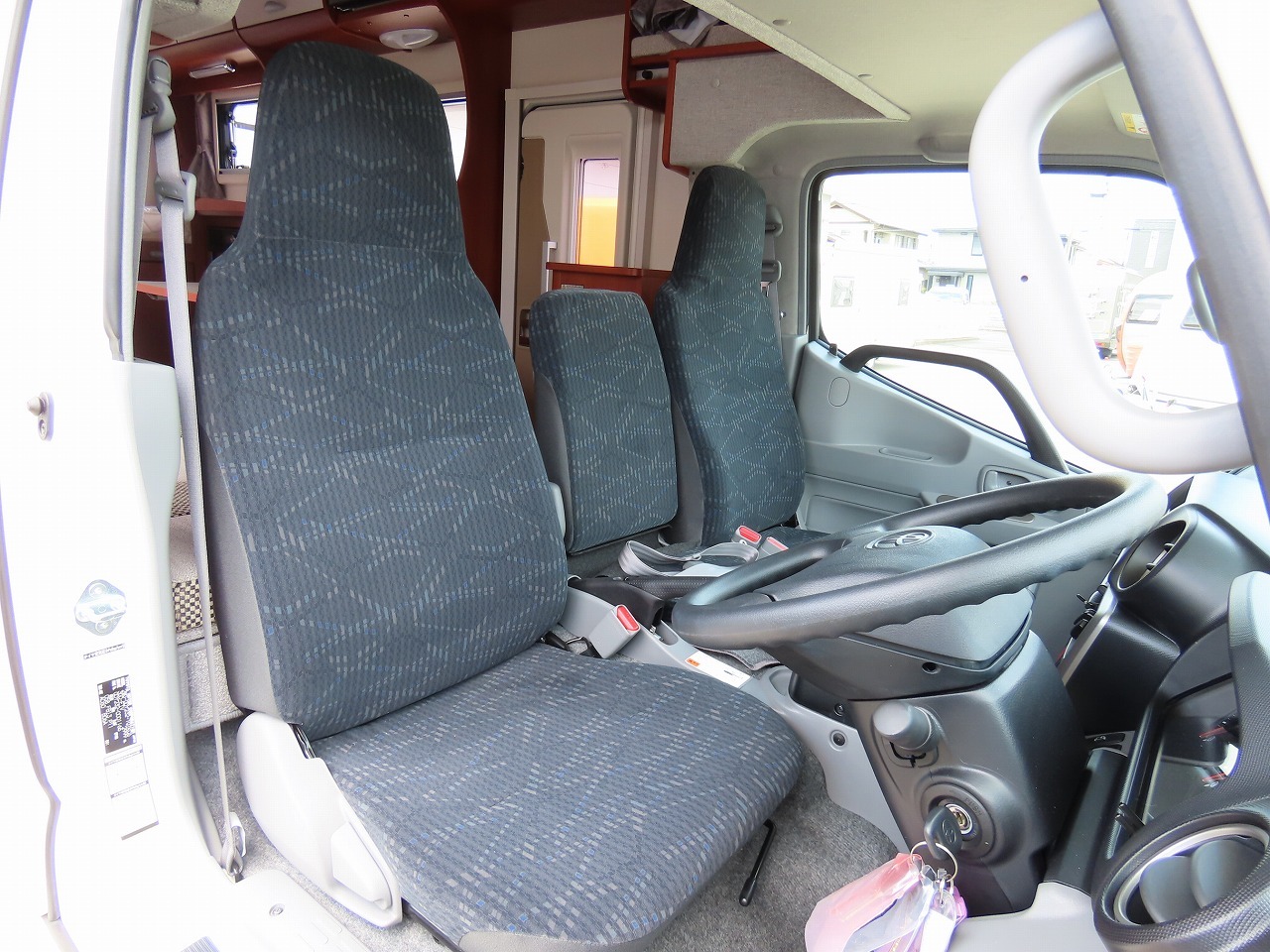 キャンピングカー キャブコン ｶﾑﾛｰﾄﾞﾌｼﾞｶｰｽﾞｼﾞｬﾊﾟﾝNovaﾀｲﾌﾟR新車