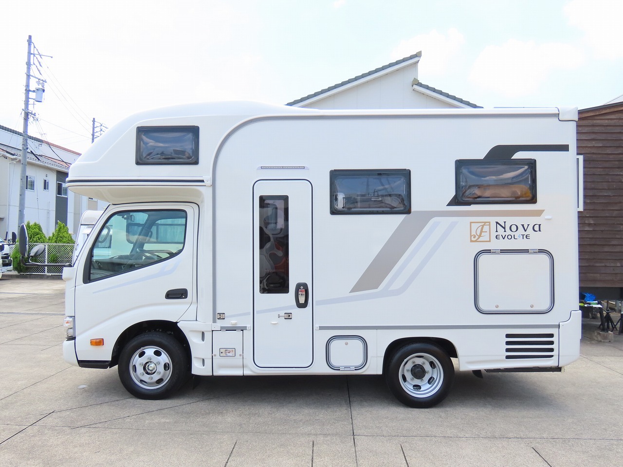 キャンピングカー キャブコン ｶﾑﾛｰﾄﾞﾌｼﾞｶｰｽﾞｼﾞｬﾊﾟﾝNovaﾀｲﾌﾟR新車