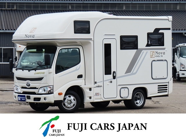 キャンピングカー キャブコン カムロードフジカーズジャパンNovaタイプR新車