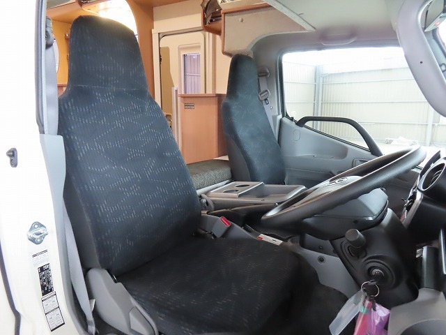 キャンピングカー キャブコン ｶﾑﾛｰﾄﾞﾌｼﾞｶｰｽﾞｼﾞｬﾊﾟﾝNovaﾀｲﾌﾟR新車