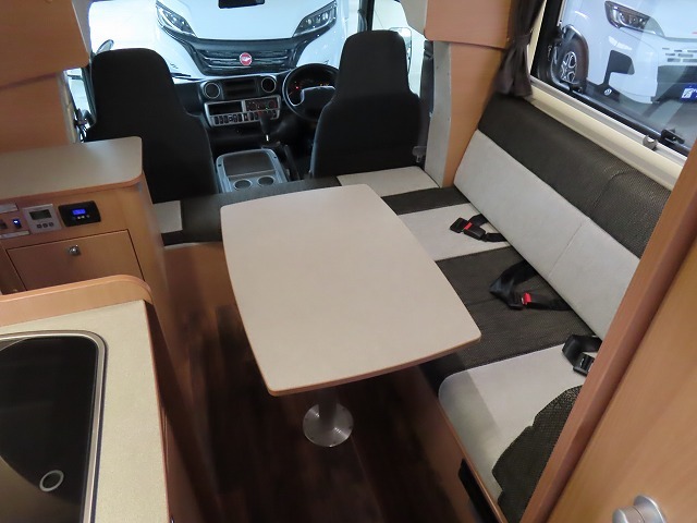 キャンピングカー キャブコン ｶﾑﾛｰﾄﾞﾌｼﾞｶｰｽﾞｼﾞｬﾊﾟﾝNovaﾀｲﾌﾟR新車