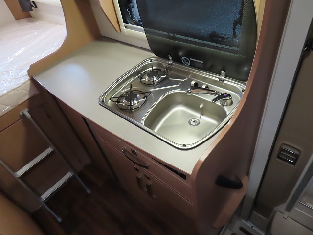 キャンピングカー キャブコン ｶﾑﾛｰﾄﾞﾌｼﾞｶｰｽﾞｼﾞｬﾊﾟﾝNovaﾀｲﾌﾟR新車