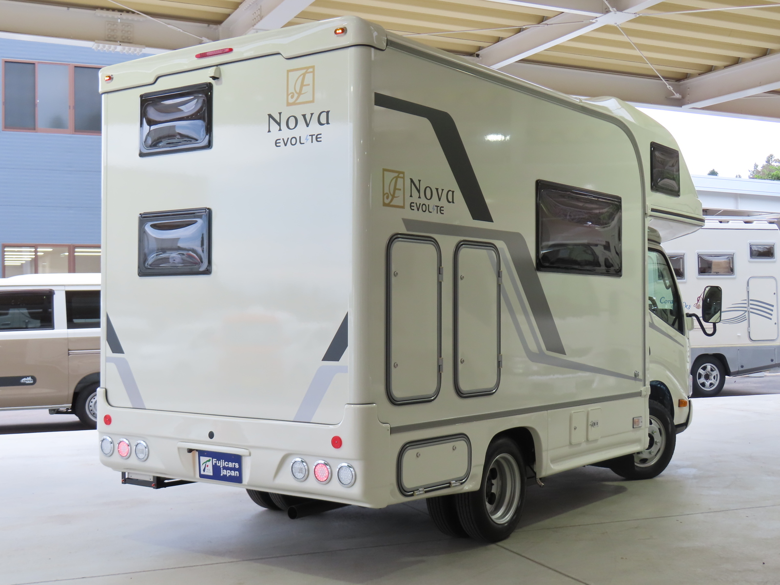 キャンピングカー キャブコン ｶﾑﾛｰﾄﾞﾌｼﾞｶｰｽﾞｼﾞｬﾊﾟﾝNovaﾀｲﾌﾟW新車