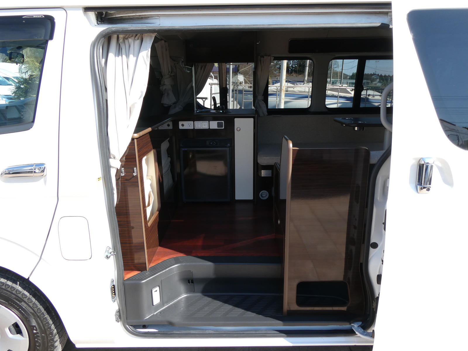 キャンピングカー バンコン ｱﾈｯｸｽ　ﾘｺﾙｿ　DC冷蔵庫　外部電源