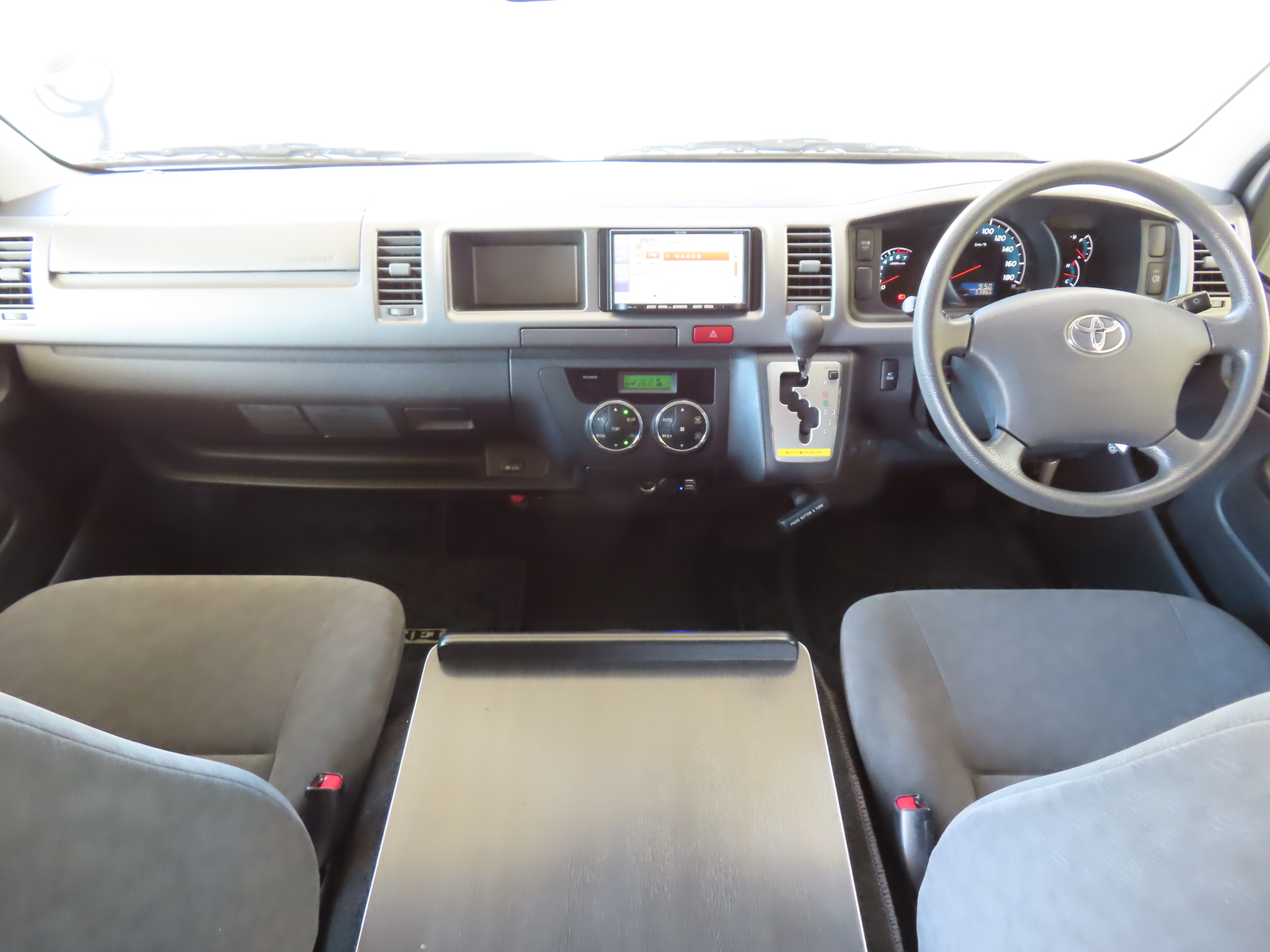 キャンピングカー バンコン ﾊｲｴｰｽ ﾘﾝｴｲ ﾊﾞｶﾝﾁｪｽ 4WD