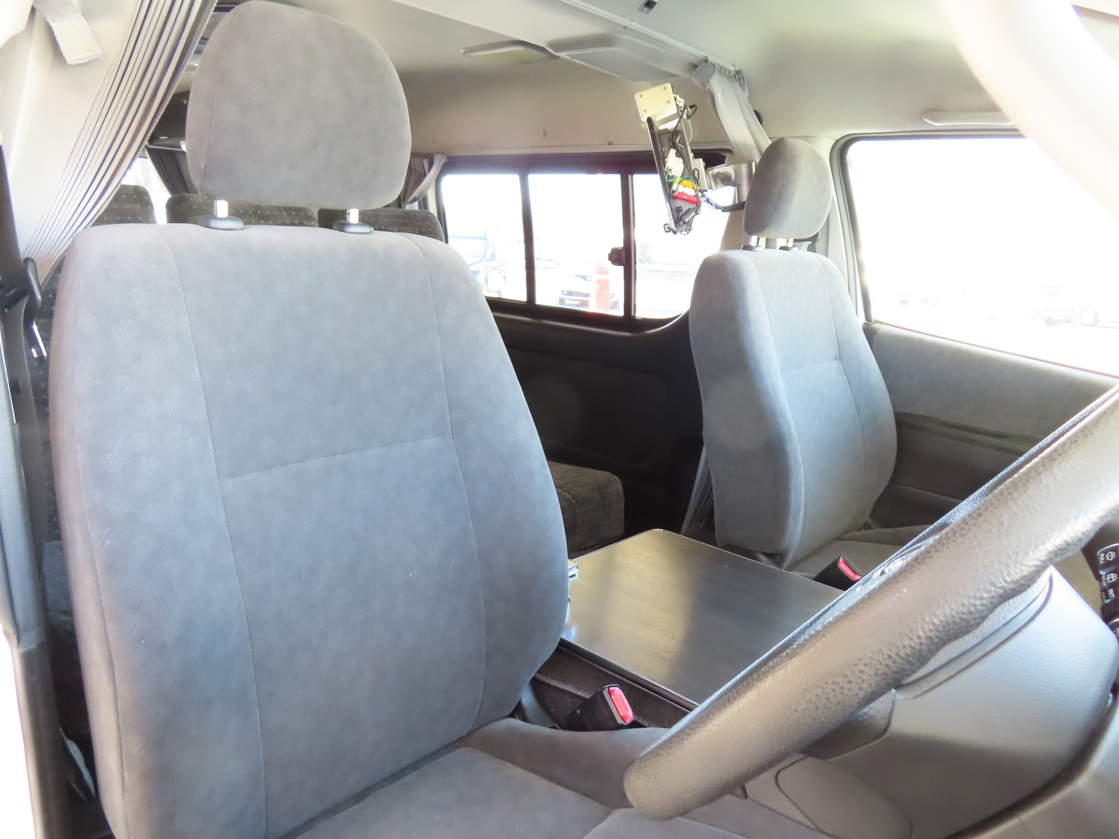 キャンピングカー バンコン ﾊｲｴｰｽ ﾘﾝｴｲ ﾊﾞｶﾝﾁｪｽ 4WD