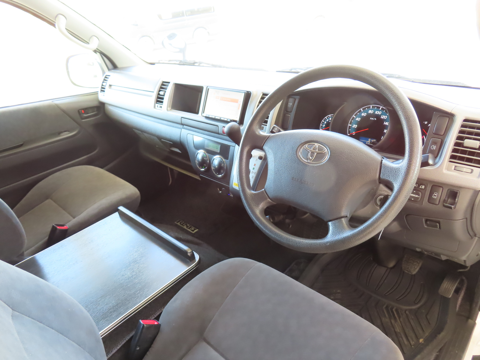 キャンピングカー バンコン ﾊｲｴｰｽ ﾘﾝｴｲ ﾊﾞｶﾝﾁｪｽ 4WD